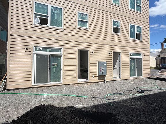 2nd image of 420 S Almon St #7