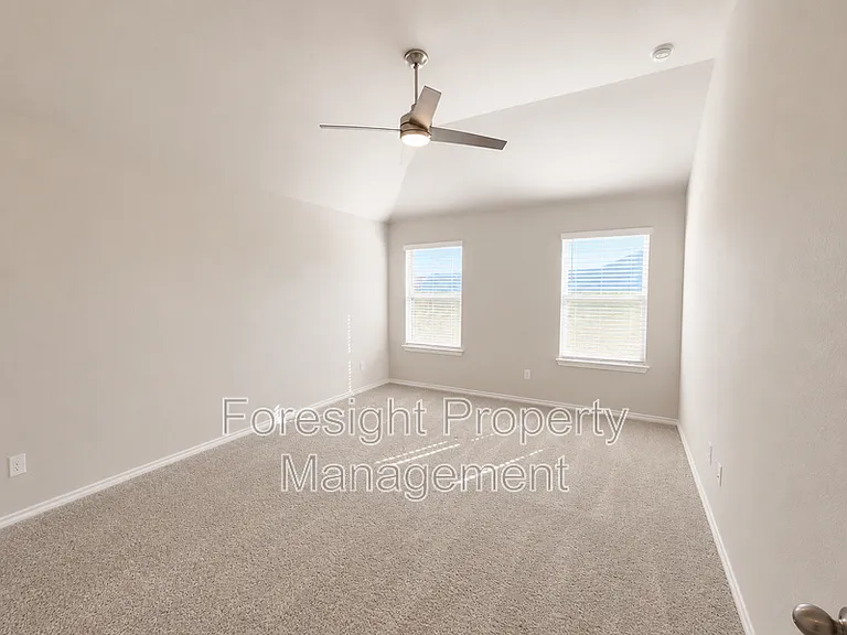 538 Concho St — Photo 18