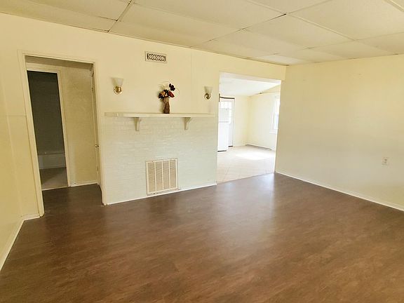 4th image of 2612 S Roosevelt Dr