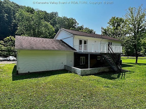 4th image of 2413 Woodward Dr