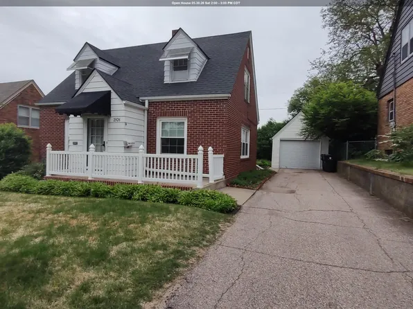 2926 Douglas St, Sioux City, IA 51104
