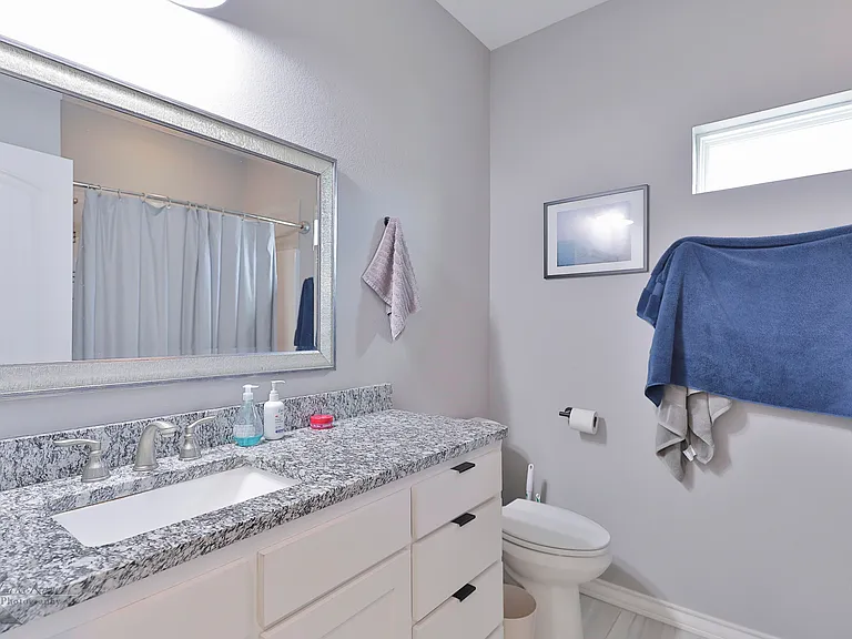 3126 Oakley St — Photo 20