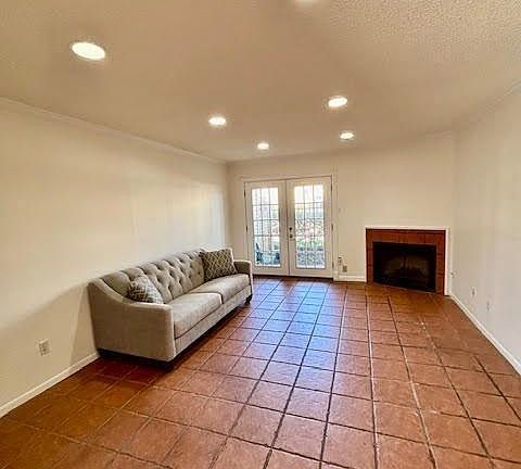 3rd image of 3100 Jeanetta St APT 401