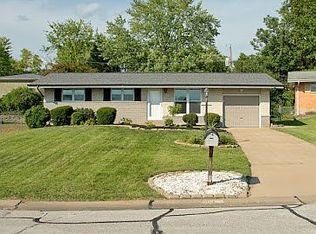 663 Peace Haven Dr, Saint Louis, MO 63125