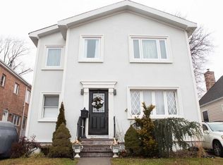 160-45 20th Rd, Whitestone, NY 11357