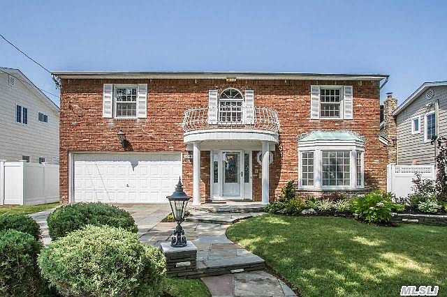 1st image of 3340 Hewlett Ave