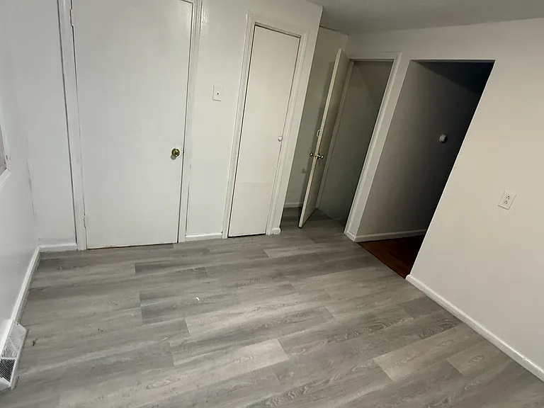 161 Martin St #8 — Photo 2
