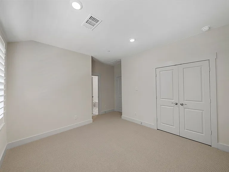 917 Emerling Dr — Photo 34
