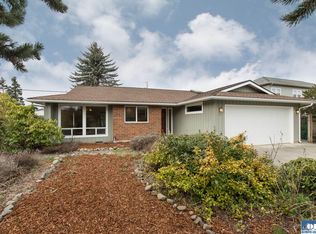 511 N Knapman Ave, Sequim, WA 98382
