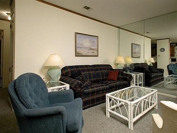 3rd image of 507 W Beach Blvd #501