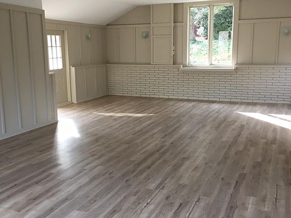 Large family room with fireplace