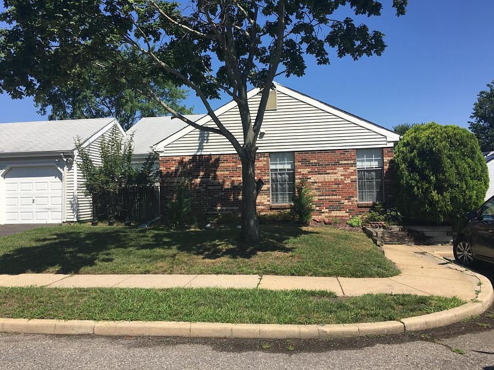 1st image of 3B Dogwood Ct #100B