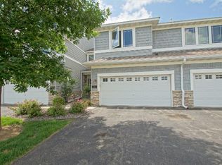 5061 Archer Ln N, Plymouth, MN 55446