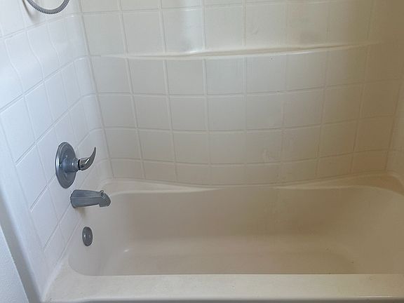 5th image of 6244 McLaughlin Way