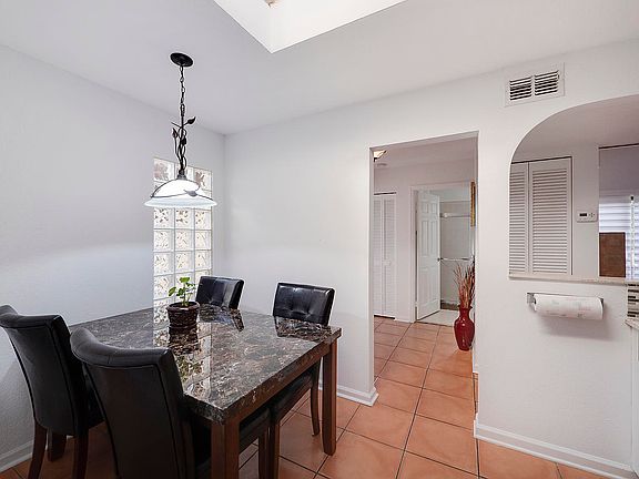 5th image of 5194 Cortez Ct