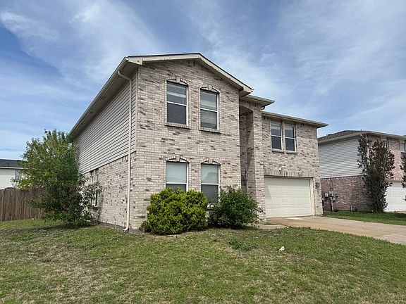 3rd image of 4612 Bellcrest Dr