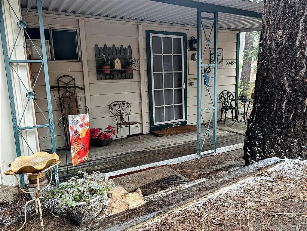 3 bed, 1.5 bath, $1,600 — Photo 3