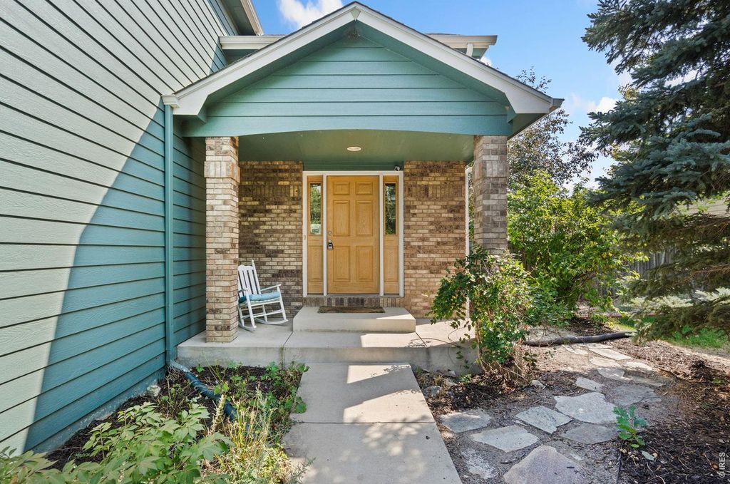 3339 Coneflower Dr