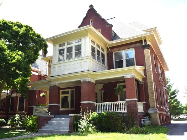 1001 W Moss Ave, Peoria, IL 61606