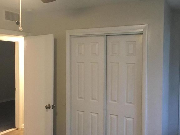 5th image of 6403 Lucente Dr