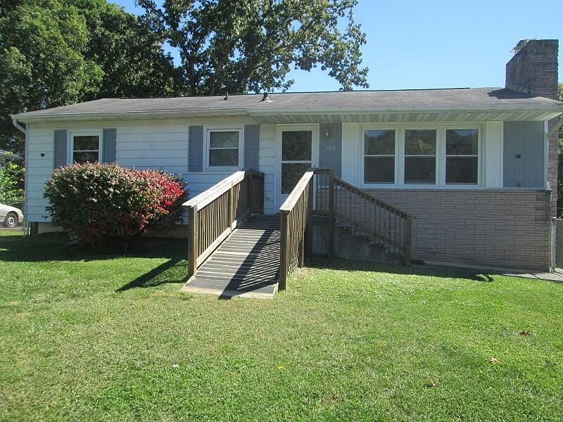 2104 Osborne St, Bristol, VA 24201 Zillow