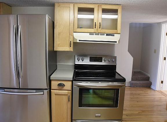 4th image of 1957 221st Ave NE