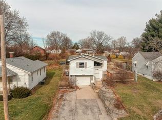 3712 Coronado Dr, Alton, IL 62002