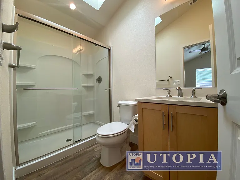 106 Jacobs Ln — Photo 22