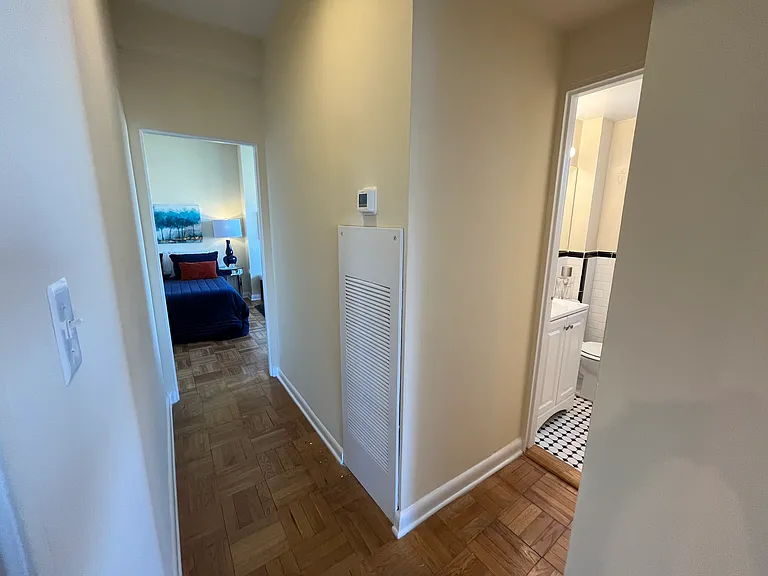 Washington House — Photo 25