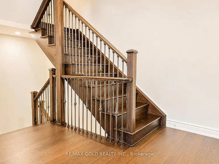 5 Lowes Hill Cir — Photo 9