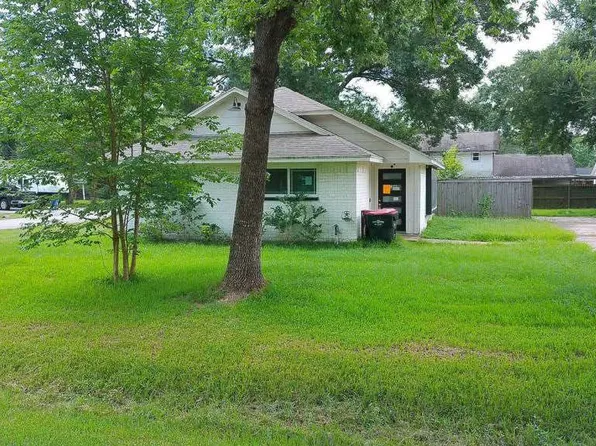 3207 Indian Mound Trl, Crosby, TX 77532