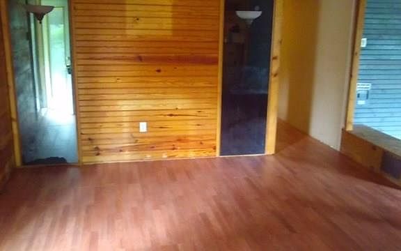 5th image of 4010 Diann Dr