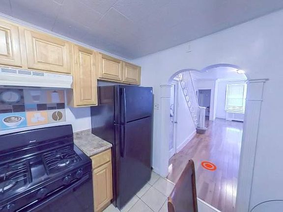 4th image of 2603 Gerritt St