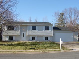109 Birch St NE, Leesburg, VA 20176