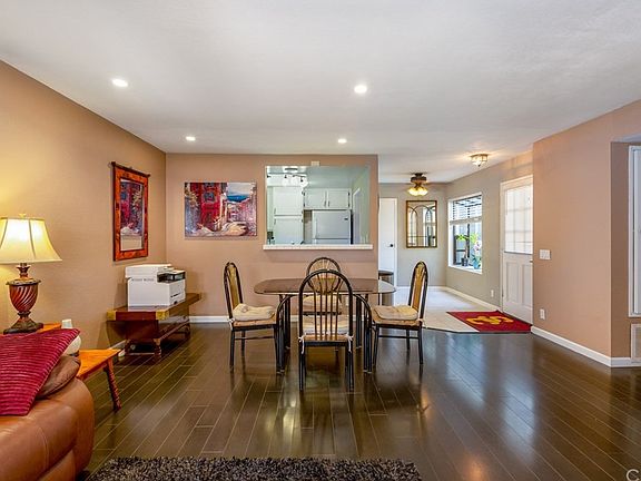 2nd image of 45 Coventry Ln #367
