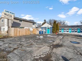 6997 Lakeshore Rd, Lexington, MI 48450