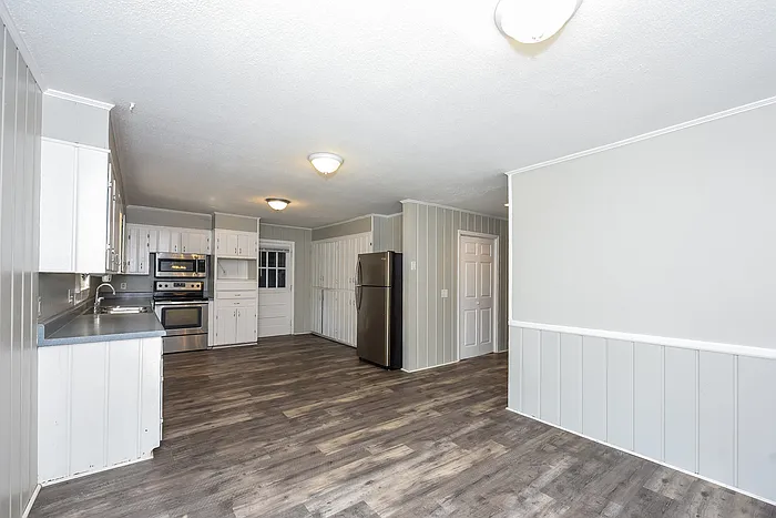 455 Brookshire Dr — Photo 6