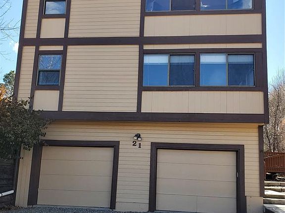 2nd image of 20 Sommerlyn Rd