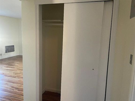 5th image of 1010 Rottkamp St APT 2