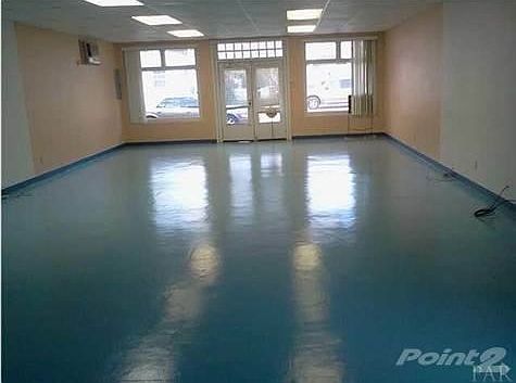 3rd image of 503 E Government St