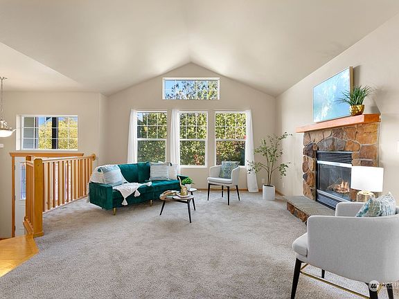 3rd image of 18380 Caldart Avenue NE