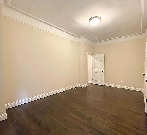 3rd image of 2350 Broadway #240A