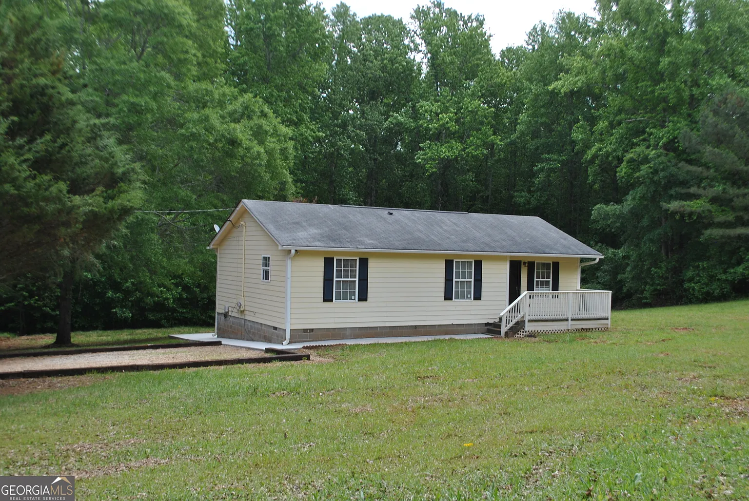 386 Tunis Rd photo 1