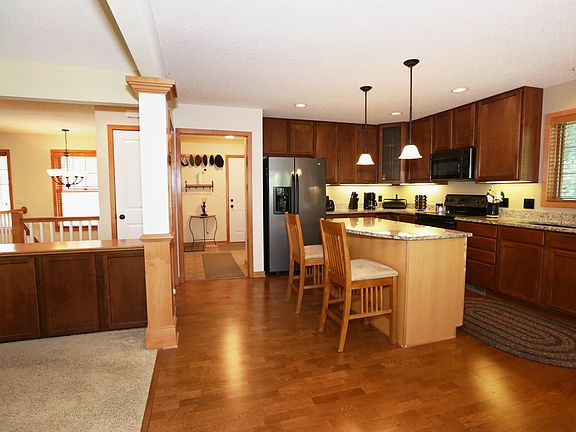 3rd image of 2227 County Road D E