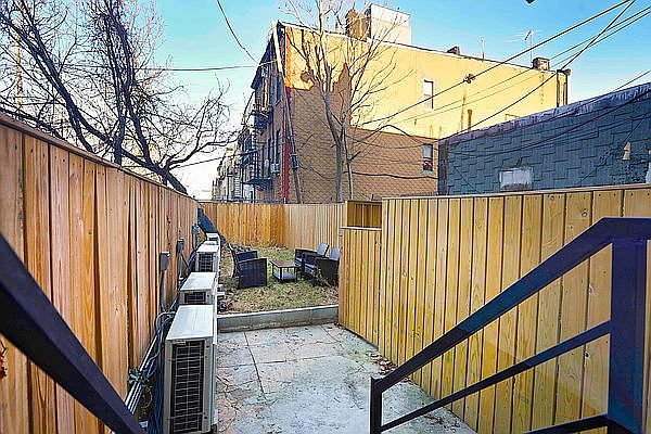 1st image of 1111 Carroll St #1R