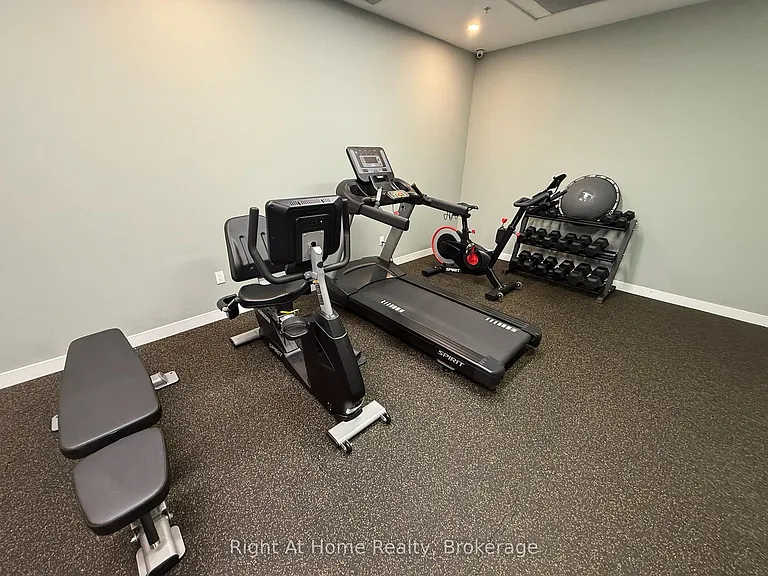 308 Lester St #410 — Photo 18