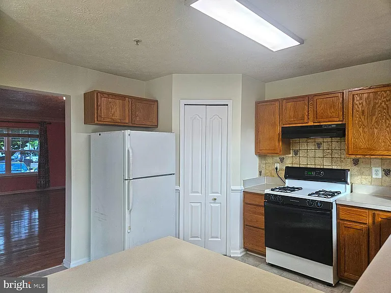 3315 Hollow Ct — Photo 17
