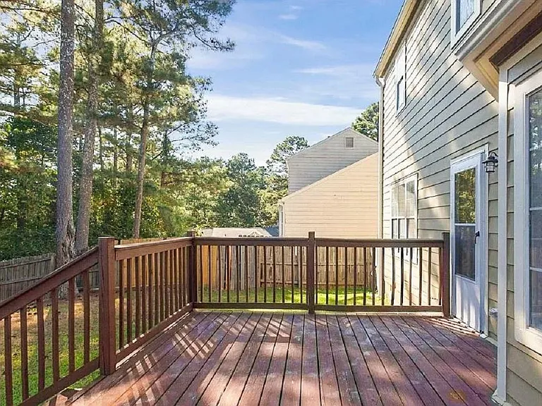 510 Abbotts Hill Ln — Photo 16