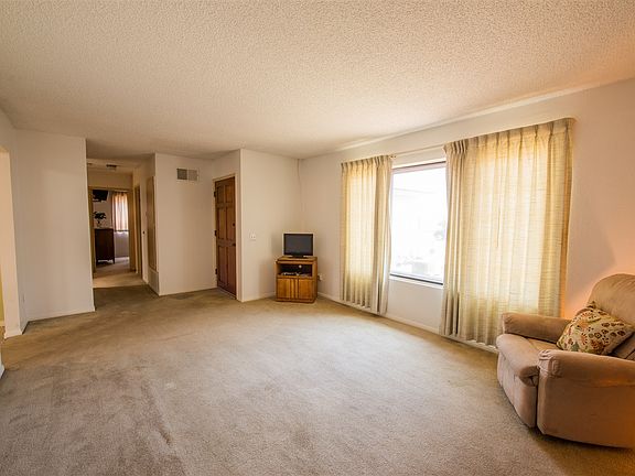 3rd image of 8070 Valdosta Ave