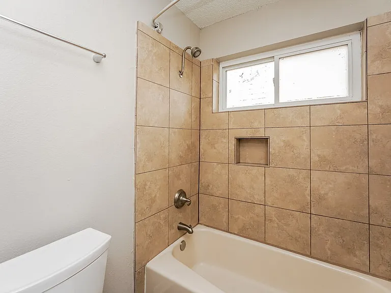 2677 Steppington St — Photo 17